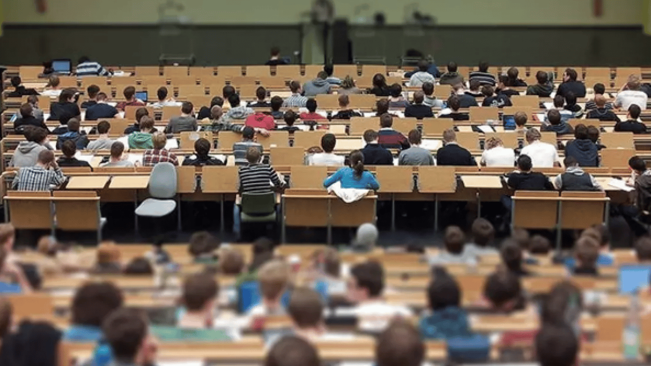 Foto - Canlı yayında duyurdu: Üniversitelerde eğitim süresi kısalıyor! Türkiye'de ilk defa uygulanacak