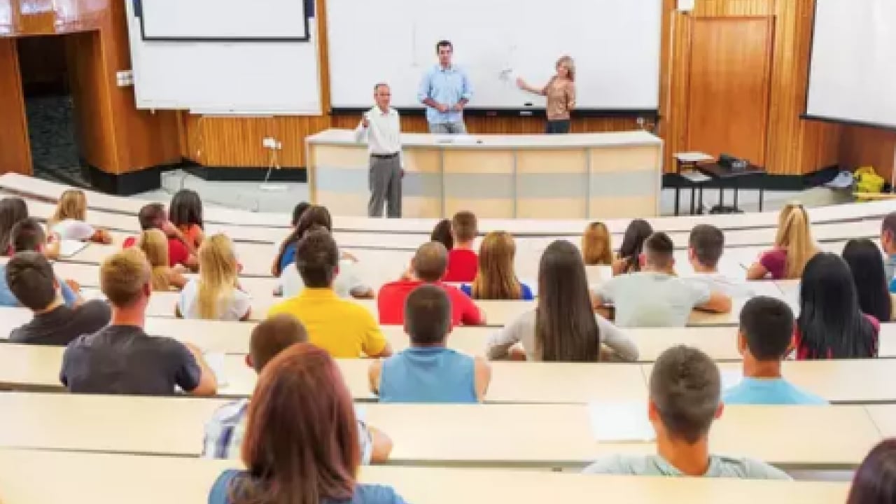 Foto - Canlı yayında duyurdu: Üniversitelerde eğitim süresi kısalıyor! Türkiye'de ilk defa uygulanacak