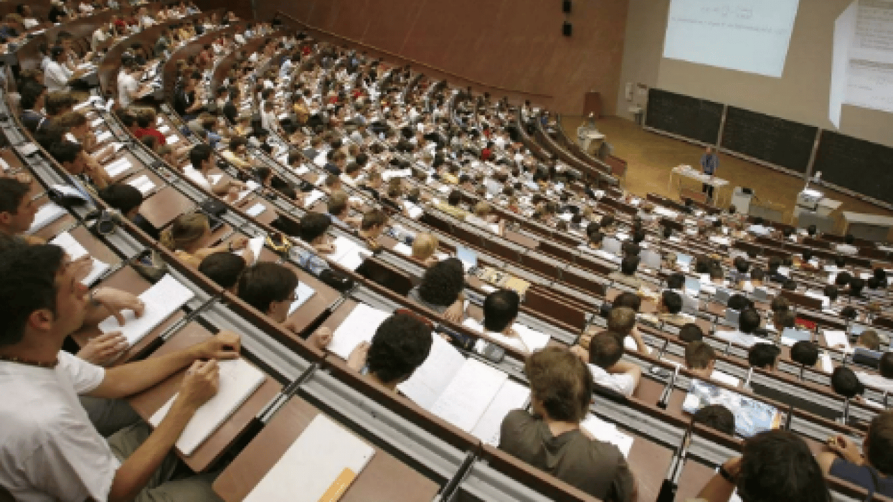 Foto - Canlı yayında duyurdu: Üniversitelerde eğitim süresi kısalıyor! Türkiye'de ilk defa uygulanacak