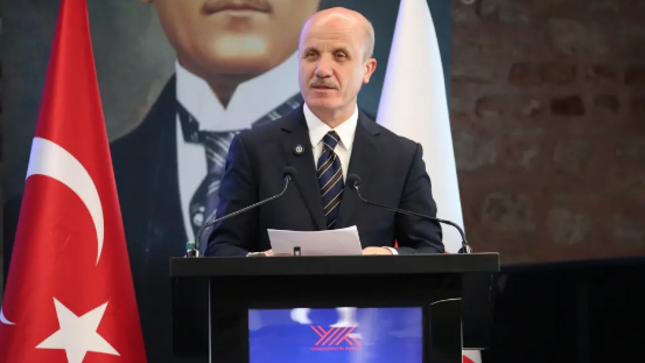 Foto - Canlı yayında duyurdu: Üniversitelerde eğitim süresi kısalıyor! Türkiye'de ilk defa uygulanacak