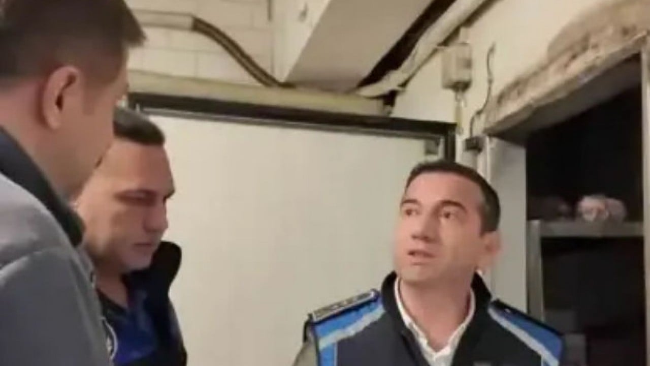 Foto - Ünlü börekçinin deposuna baskında şok eden görüntüler! Zabıta bile "pes" dedi