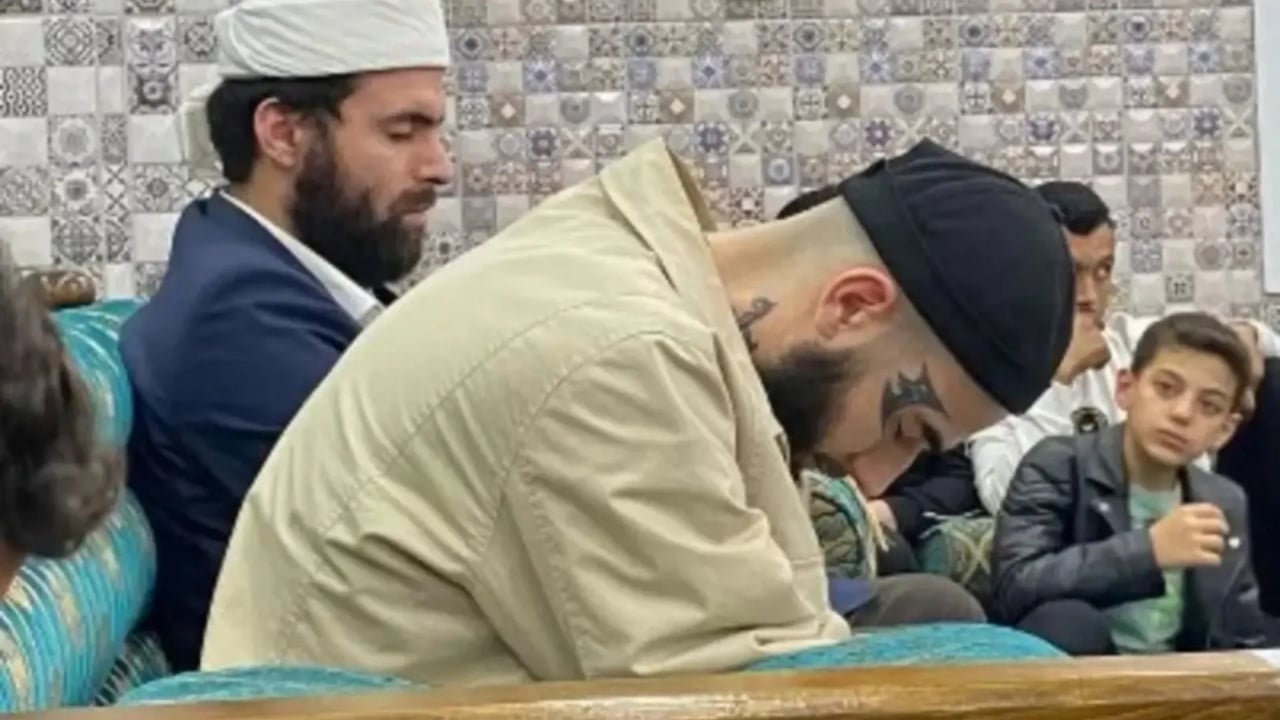 Foto - Ünlü dizi oyuncusu tövbe edip İslam’a yöneldi! İşte pişmanlık dolu itirafları