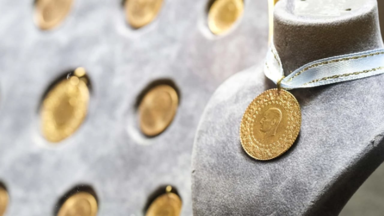 Foto - Ünlü ekonomistten tarihi açıklama! İşte gram altının 9 bin TL olacağı tarih