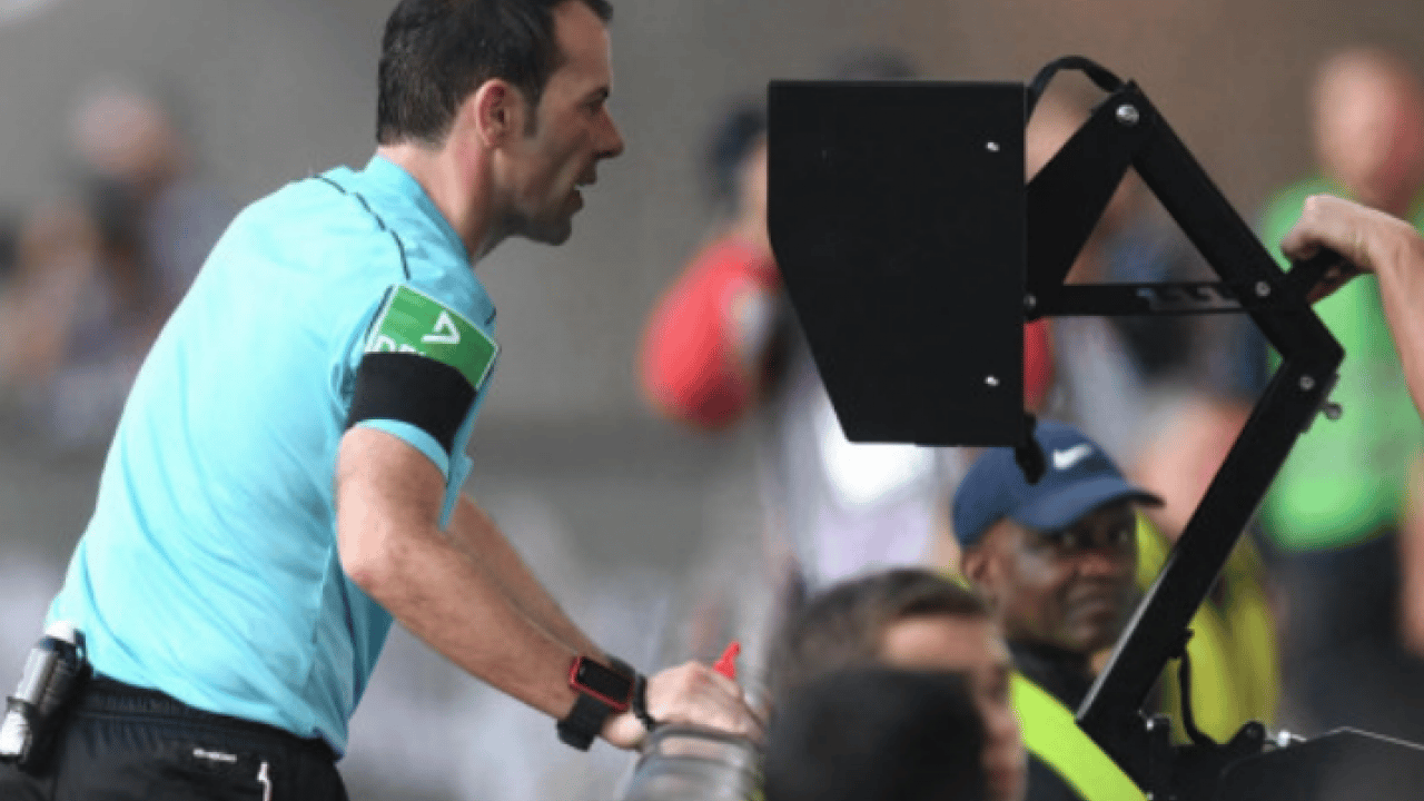 Foto - Ünlü hakem itiraf etti! VAR'da daha fazla hata eleştirisine katılmamak elde değil ki... 