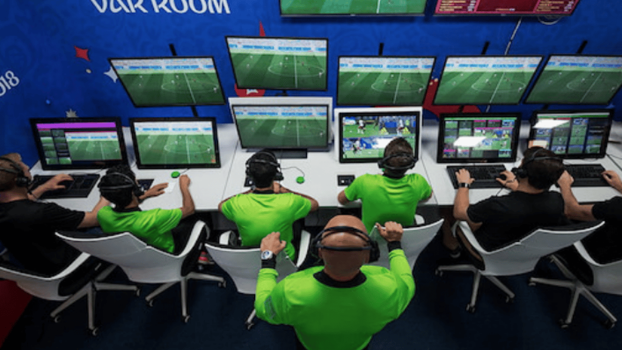 Foto - Ünlü hakem itiraf etti! VAR'da daha fazla hata eleştirisine katılmamak elde değil ki... 