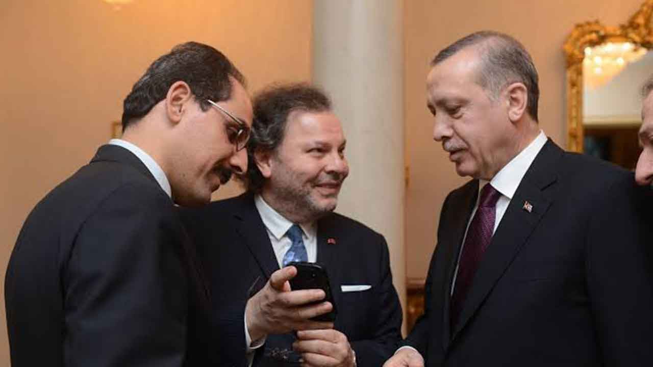 Foto - Ünlü iş insanı, canlı yayın arasında Erdoğan'dan aldığı uyarıyı ilk kez açıkladı: Ne biçim oturuyorsun sen?