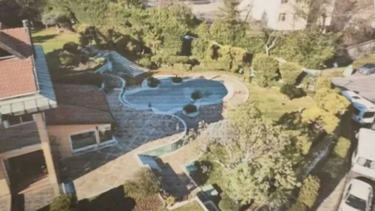 Foto - Ünlü işadamını dumura uğratan olay! Evini dronla gözetleyen oğlu çıktı