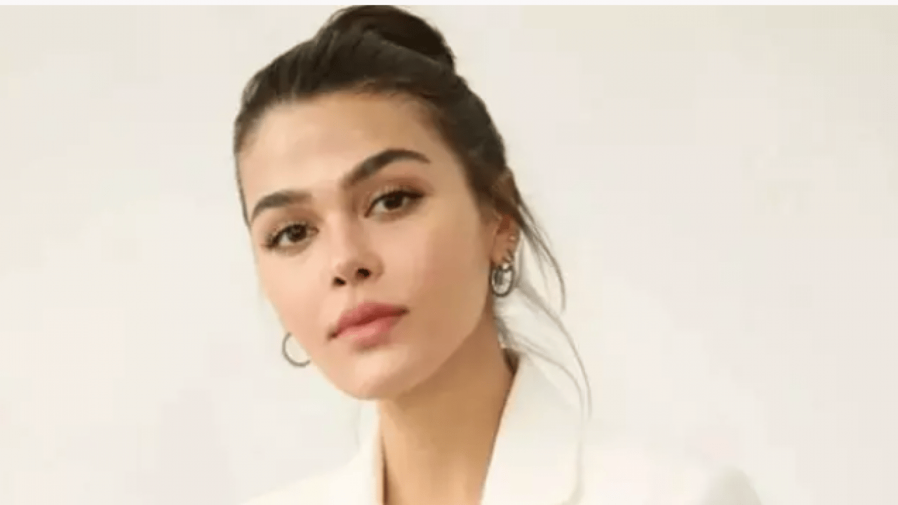 Foto - Alparslar dizisinin yıldızıydı: Ünlü oyuncunun evi kül oldu! 