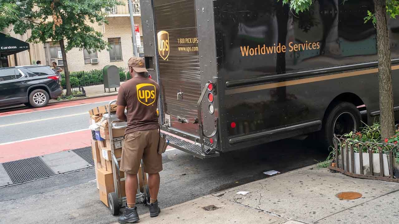 Foto - Ünlü kargo devinden şok karar! Şubeler kapatılıyor, 30 bin kişi işten çıkarılacak