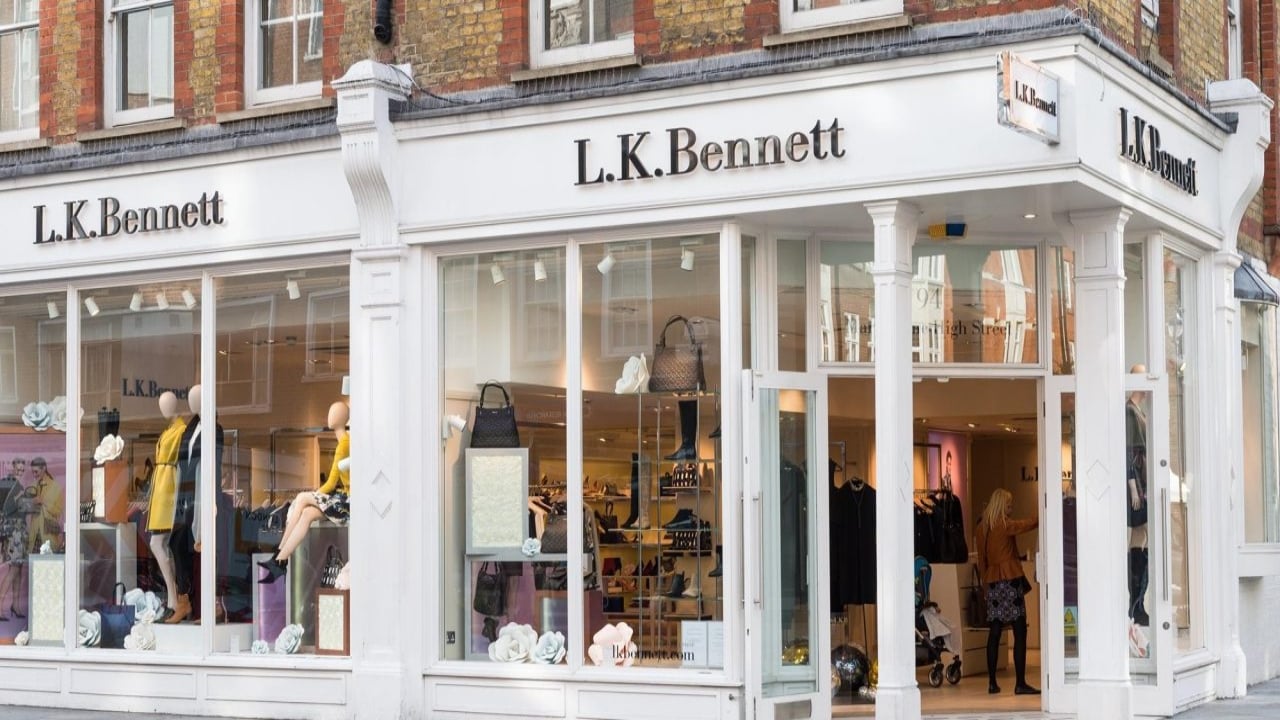 Foto - Ünlü moda devi, ekonomik krize yenildi! 34 yıllık marka, tüm mağazalarını sessiz sedasız kapatıyor