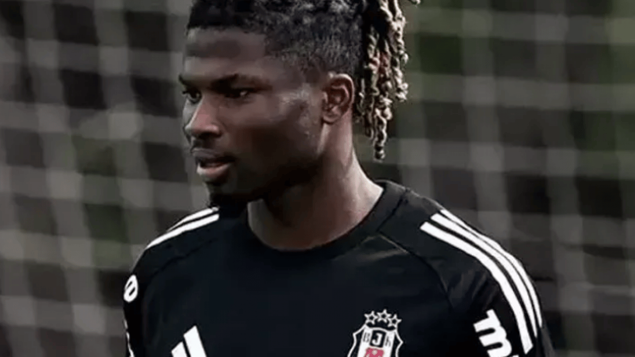 Foto - Ünlü oyuncu kızağa çekiliyor nihayet! Beşiktaş'ta beklenen sürpriz gerçekleşiyor sonunda... 