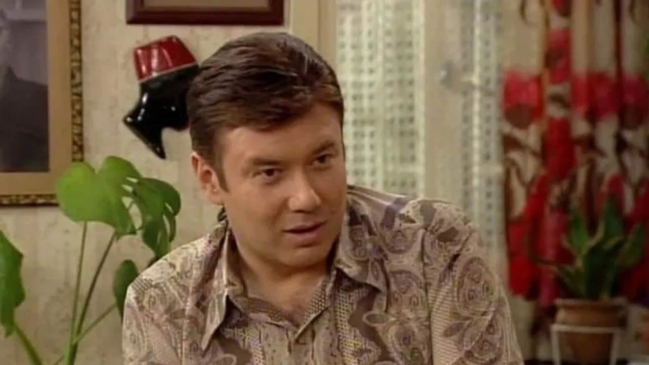 Foto - Ünlü oyuncu milyonların duygularına tercüman oldu! ‘Ailelerinin s… sokağa attığı…’