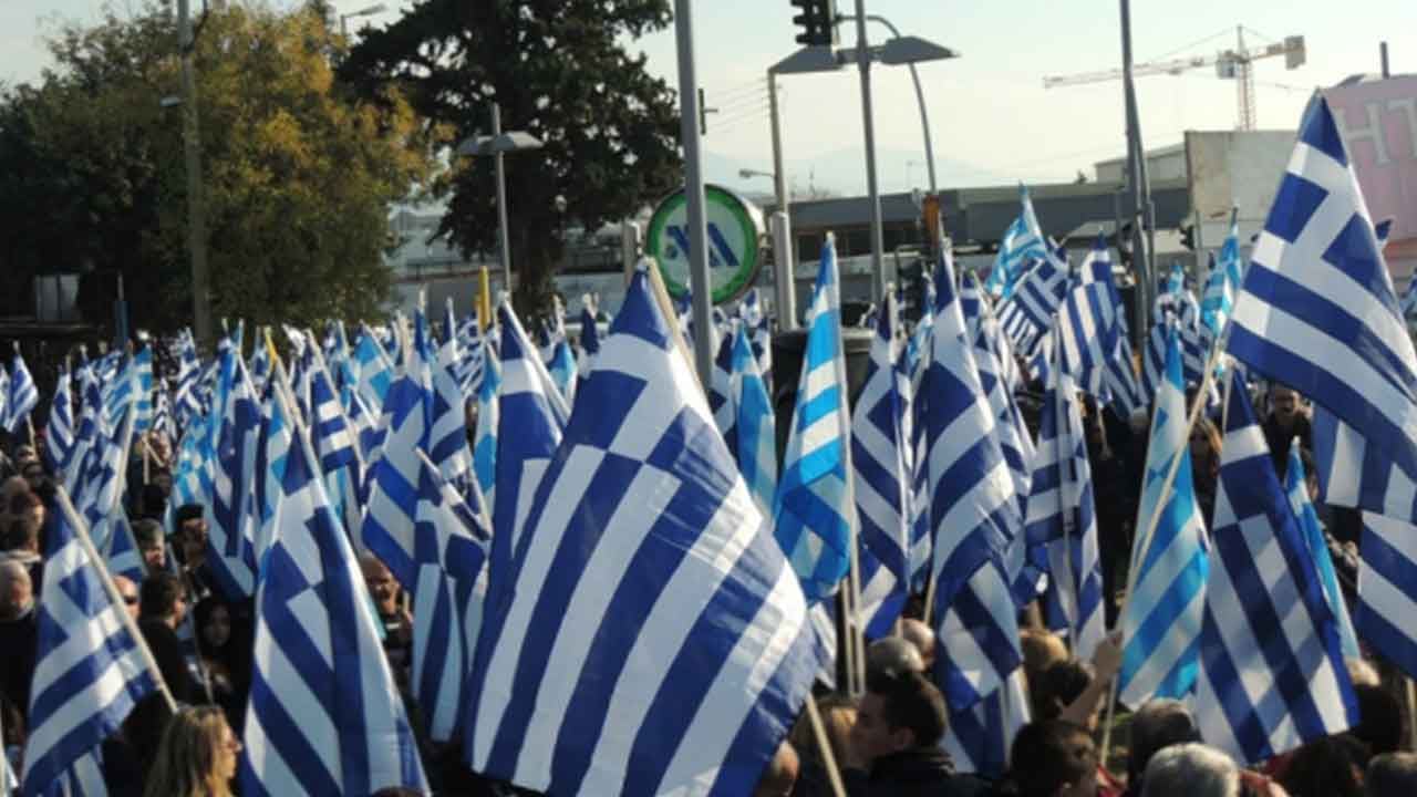 Foto - Ünlü rahipten gündem olan sözler: Köpek peşinde koşacağınıza huzurevlerine gidin