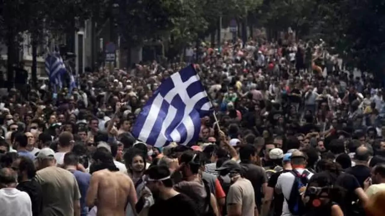 Foto - Ünlü rahipten gündem olan sözler: Köpek peşinde koşacağınıza huzurevlerine gidin