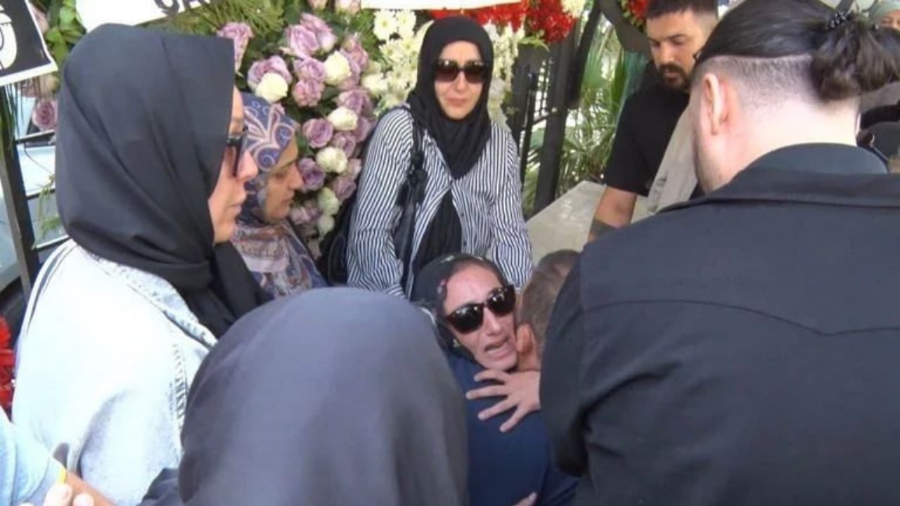 Foto - Ünlü şarkıcı Güllü’nün ölümünde kan donduran iddia! Kilit isim ilk kez konuştu: Arabayla uçurumdan atacaktı