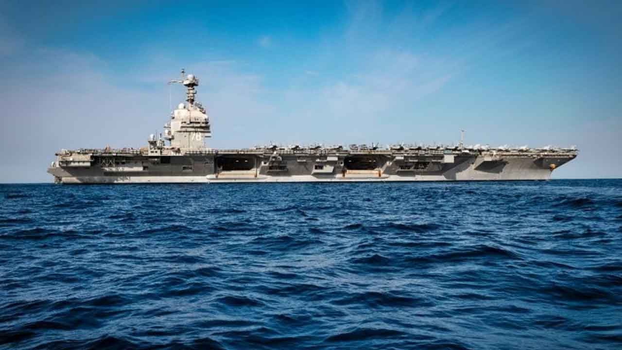 Foto - 13 milyar dolar harcanan ünlü savaş gemisinde patlak veren sorun herkesi şaşkına çevirdi! Resmen rezillik