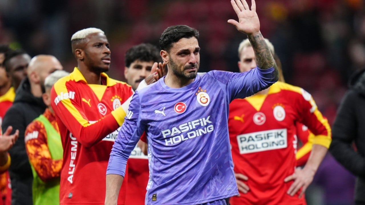 Foto - Ünlü takımın sürpriz kararı.. Günay Güvenç'in yerine Ersin Destanoğlu!