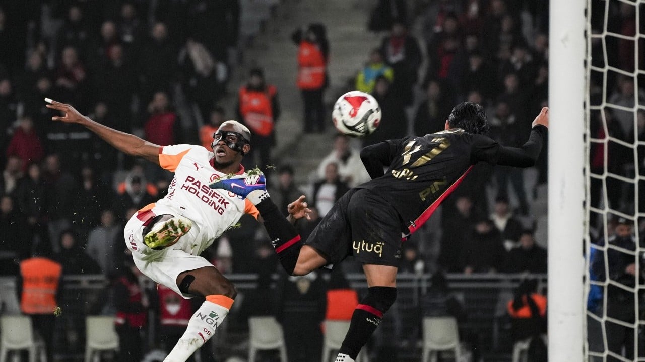 Foto - Ünlü yönetici düğmeye bastı! Afrika Kupası sonrası... Galatasaray'ın uçağı kalktı! İstikamet önce İngiltere, sonra...