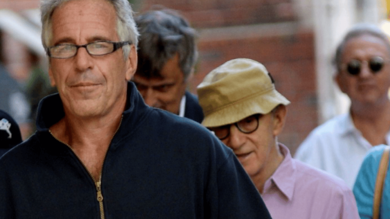 Foto - Ünlü yönetmenin adı da belgelerden çıktı: Beyaz Saray ziyaretinde Epstein parmağı