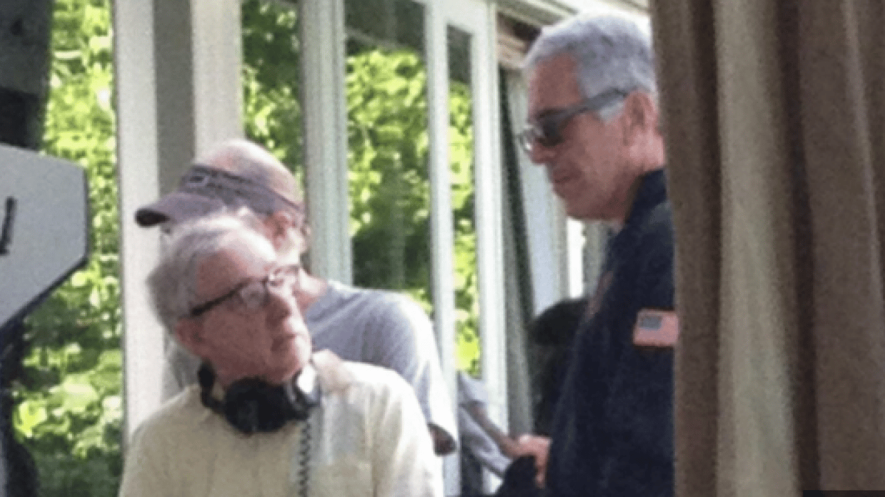 Foto - Ünlü yönetmenin adı da belgelerden çıktı: Beyaz Saray ziyaretinde Epstein parmağı