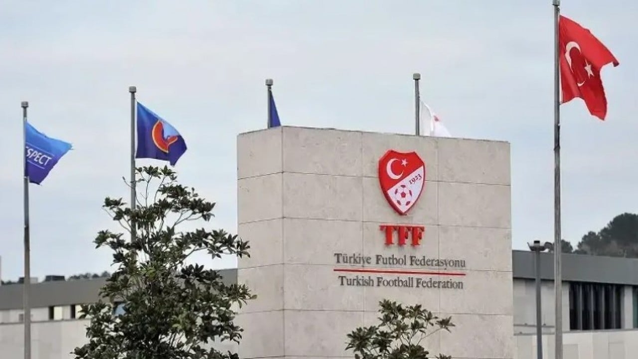 Ünlü yorumcu 'çok üzücü' diyerek duyurdu: Şimdi sırada onlar var!