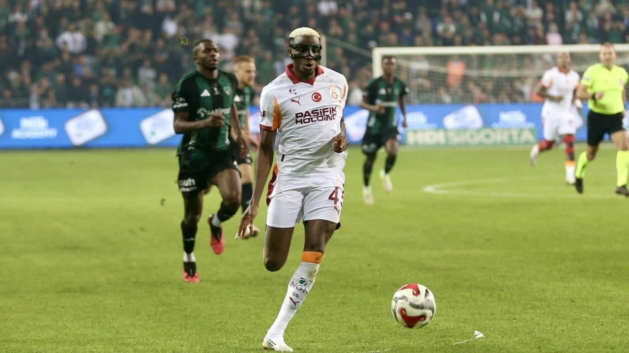 Foto - Ünlü yorumcu Sinan Engin’den olay 'gece taksisi' çıkışı: 'Ne yapıyorsunuz oğlum siz?'