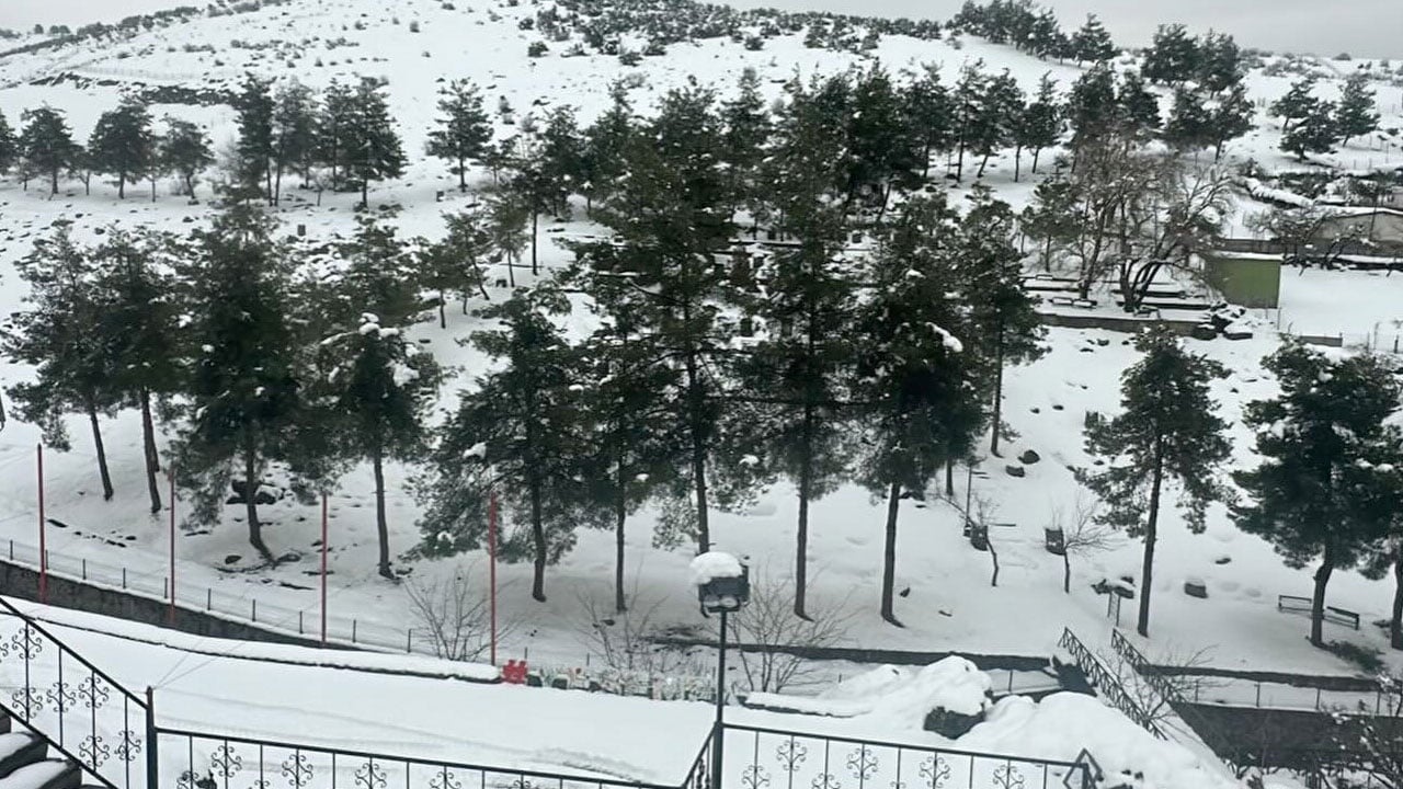 Foto - Unutulmaz bir manzara! 3 bin yıllık heykeller kar altında