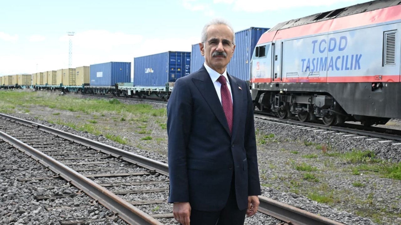 Foto - Uraloğlu: Geleceği şekillendiriyoruz! Bakü-Tiflis-Kars Demiryolu Hattı resmen açıldı