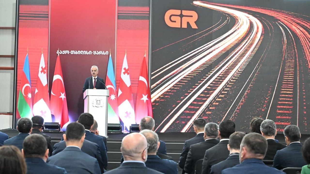 Foto - Uraloğlu: Geleceği şekillendiriyoruz! Bakü-Tiflis-Kars Demiryolu Hattı resmen açıldı