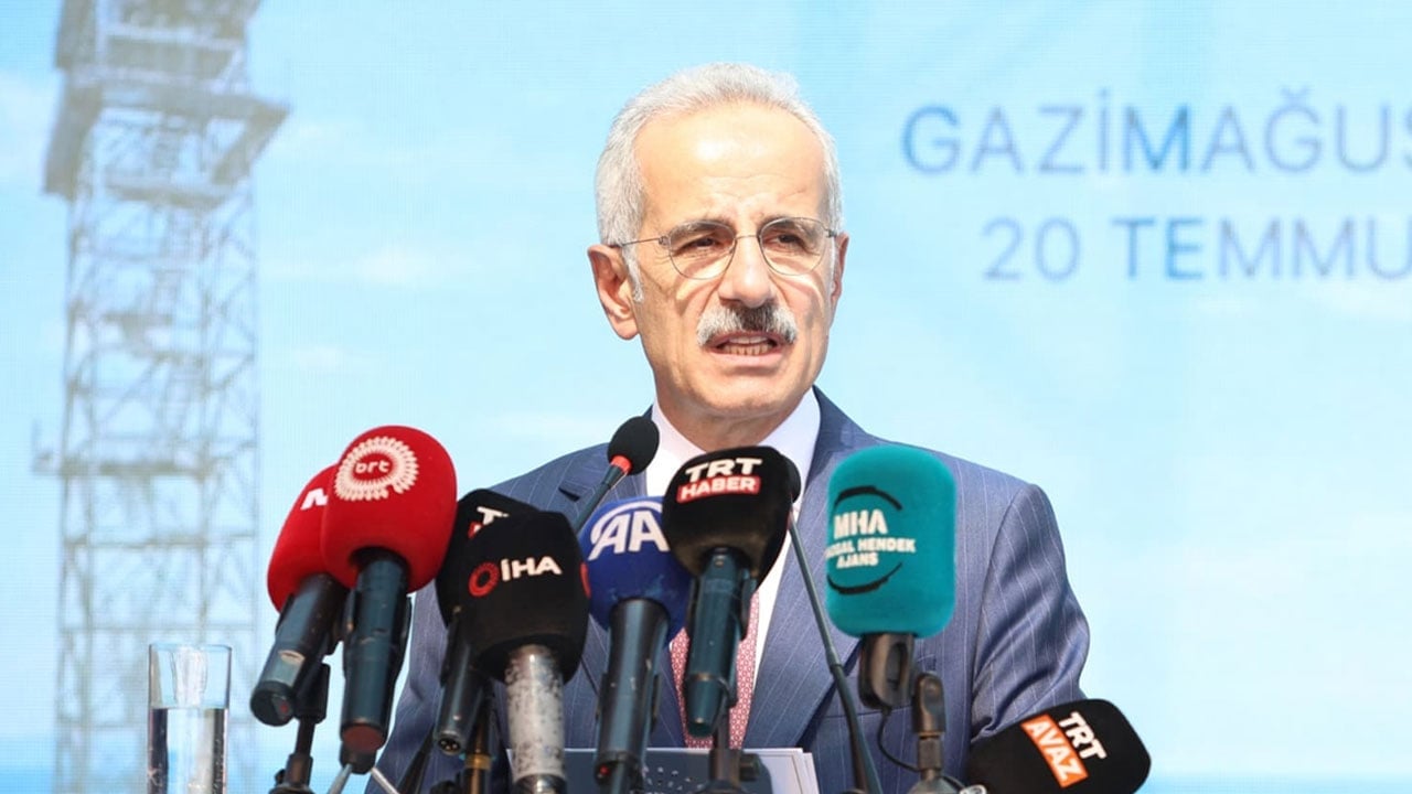 Foto - Uraloğlu, tüm Doğu Akdeniz'de kuş uçurtmayacak izinsiz sistemi KKTC'de açtı: Bir karış toprağımız neyi ifade ediyorsa denizlerimizin bir damla suyu da aynı!