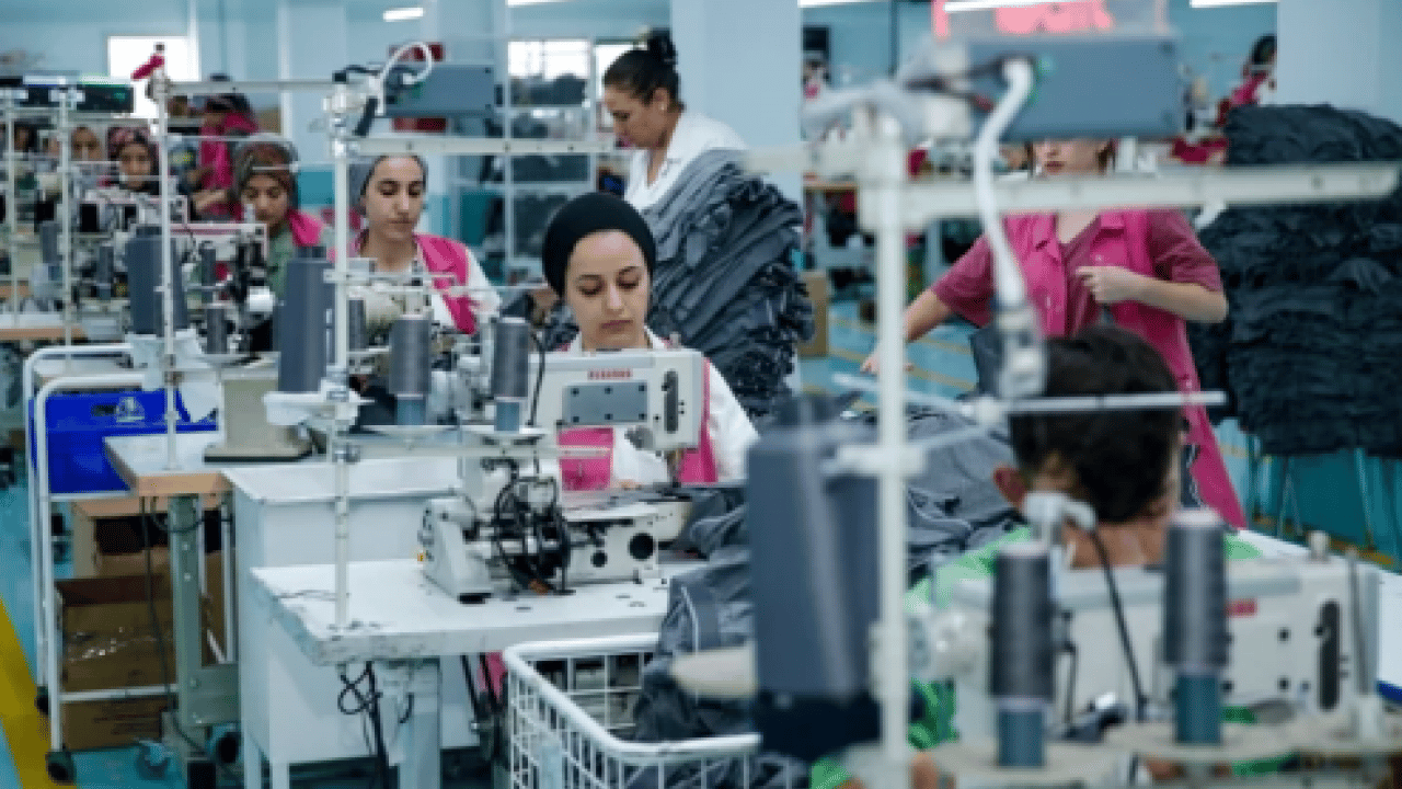 Foto - ‘Üretim durdu’ diyen alçaklara gelsin: Türk tekstili 181 farklı noktaya ihraç ediliyor