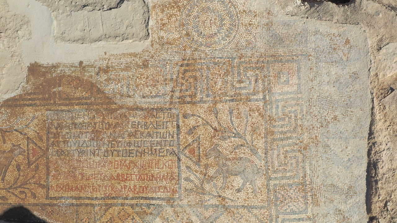 Foto - Urfa Kalesi’nde gizli tarih! 1500 yıllık mozaik sırlarıyla ortaya çıktı