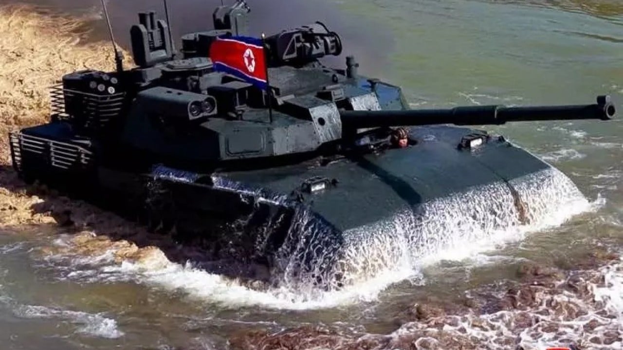 Foto - Ürküten silahı çıkarıp yürüttüler! 'Eşi yok' diyerek duyurdular, veliaht da görüldü