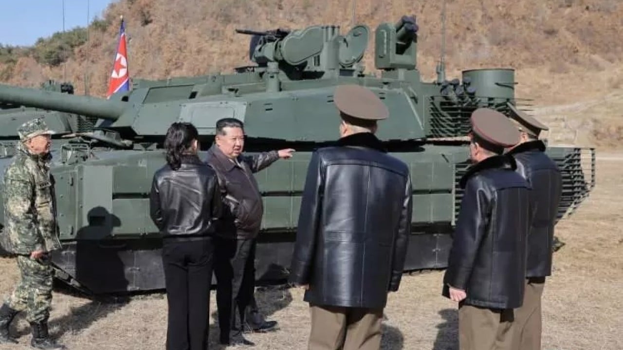 Foto - Ürküten silahı çıkarıp yürüttüler! 'Eşi yok' diyerek duyurdular, veliaht da görüldü