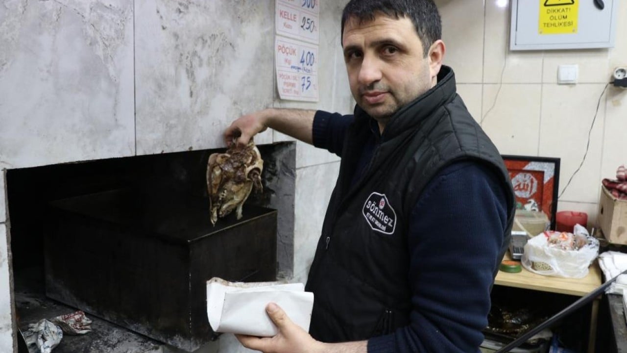 Foto - Ürkütücü görüntüsüne rağmen afiyetle tüketiliyor