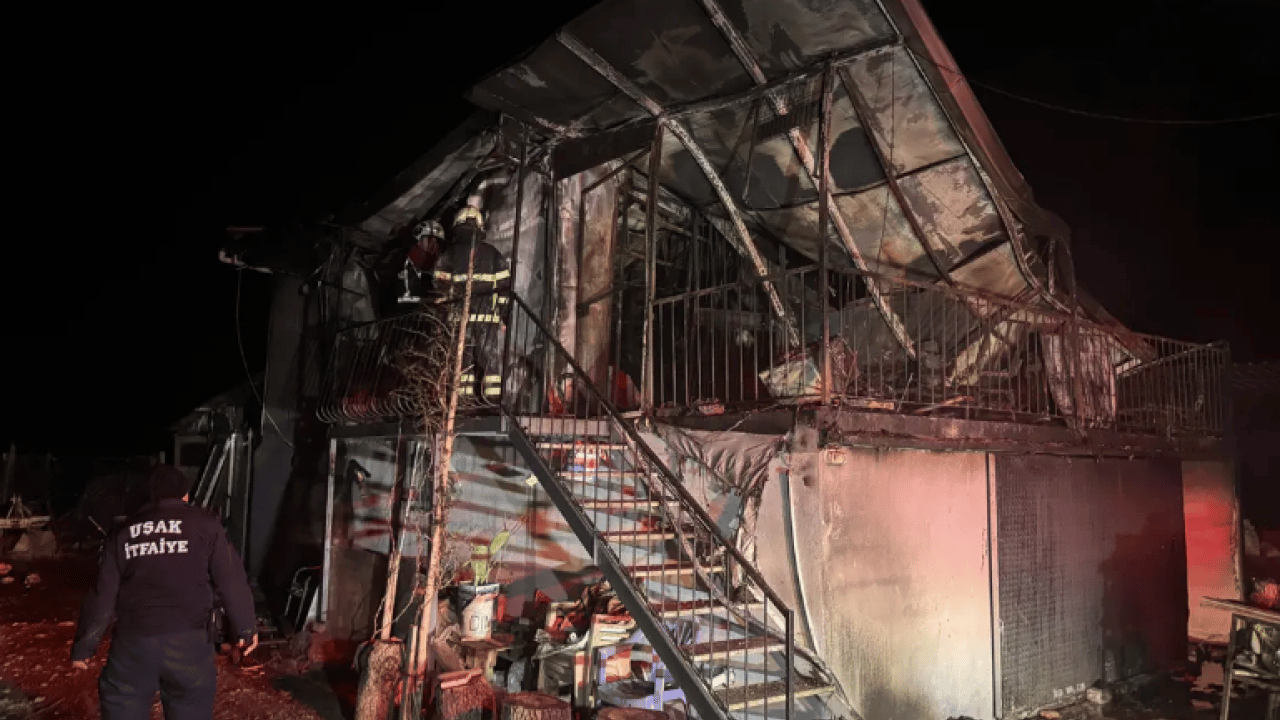 Foto - Uşak'ta feci olay: Yaşlı çift korkunç şekilde can verdi!