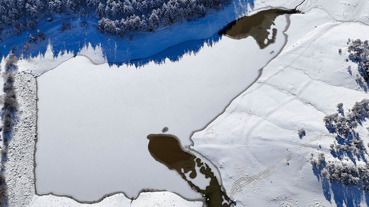 Foto - Uşak'ta kış masalı! Dondurucu gece sonrası manzara değişti