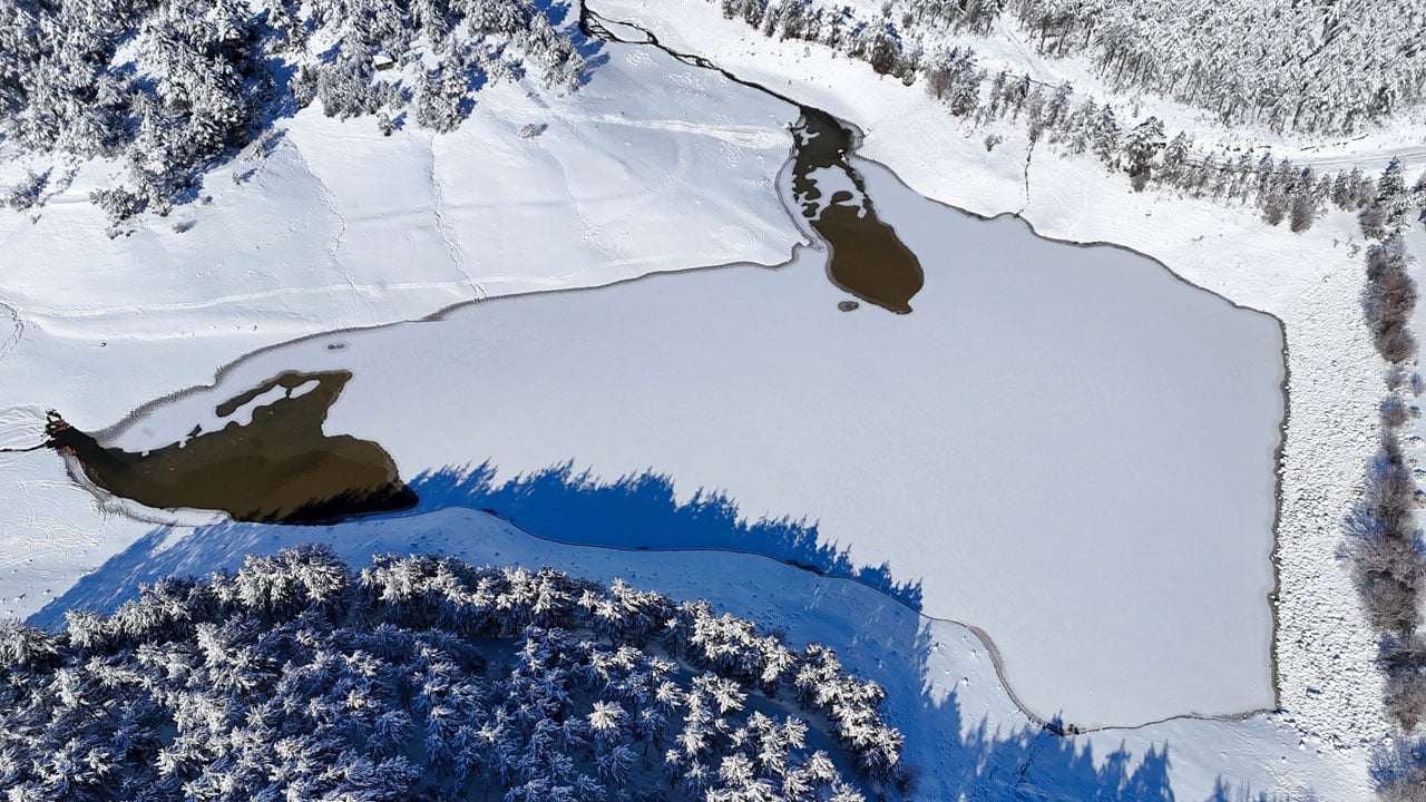 Foto - Uşak'ta kış masalı! Dondurucu gece sonrası manzara değişti
