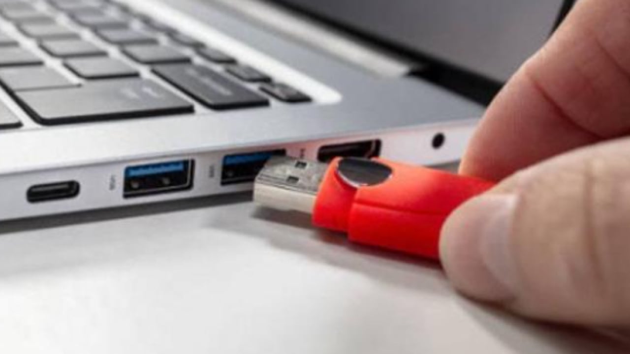 Foto - USB bellek kullananlar dikkat! Geri dönüşü olmayan bu hatayı sakın yapmayın