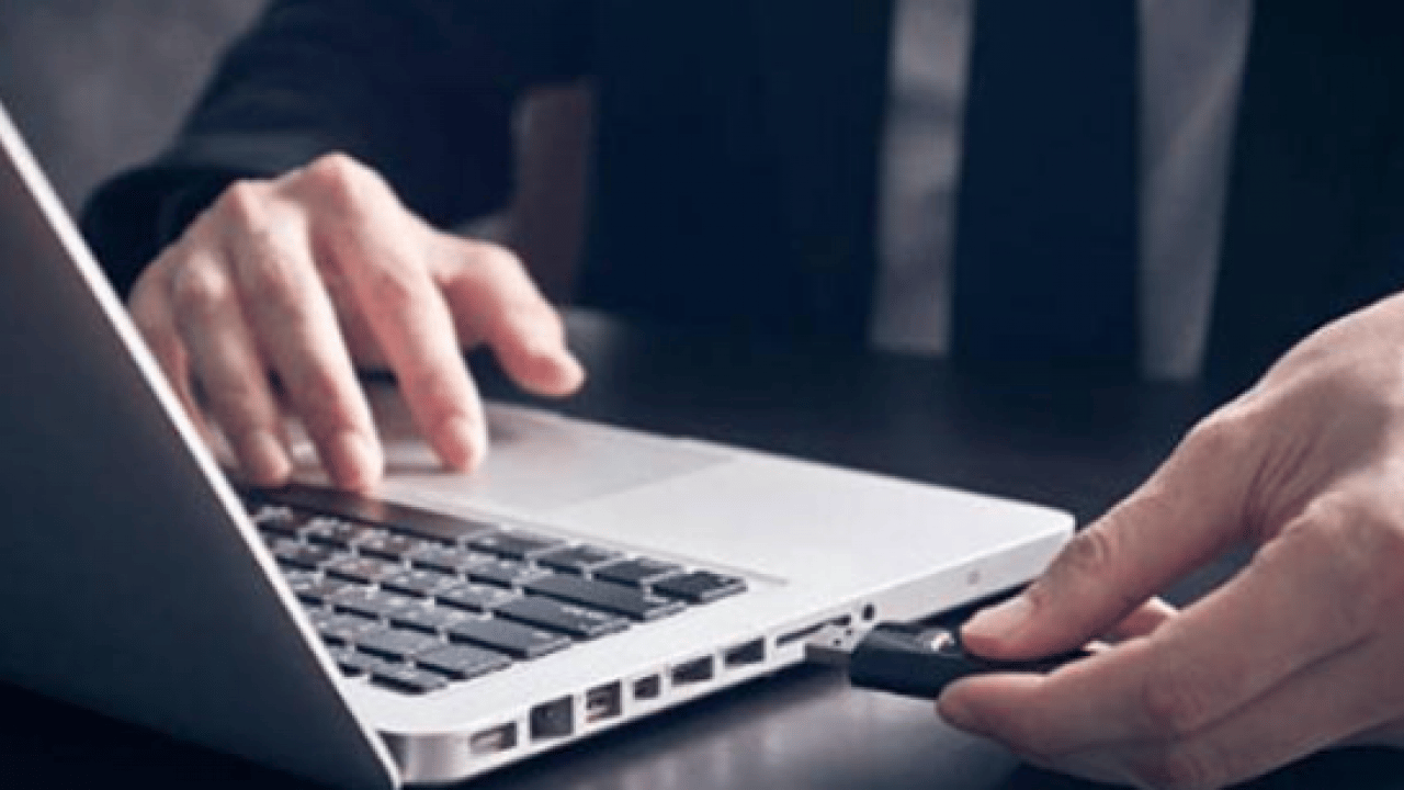 Foto - USB bellek kullananlar dikkat! Geri dönüşü olmayan bu hatayı sakın yapmayın