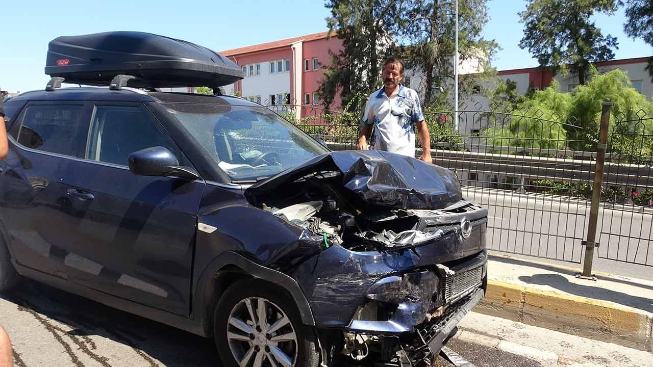 Foto - Üst geçitte zincirleme kaza! 'Kaçla geliyordu bilmiyorum'
