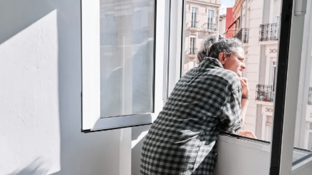 Foto - Uyanır uyanmaz... Evi havalandırırken bu hatayı yapmayın: Dışarıdaki tüm kir içeri giriyor