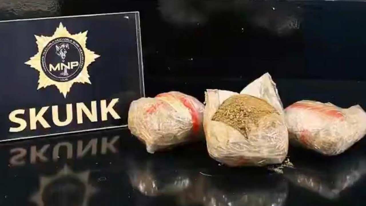 Foto - Uyuşturucuyu sakladıkları bölme pes dedirtti