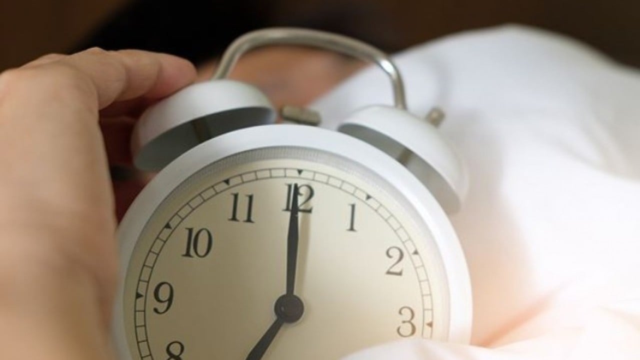 Uzman isimden uykusuz gençlere 'sabah güneşi' önerisi yapıldı! Dikkat çeken sözler, gizli tehlike uyarısı geldi 