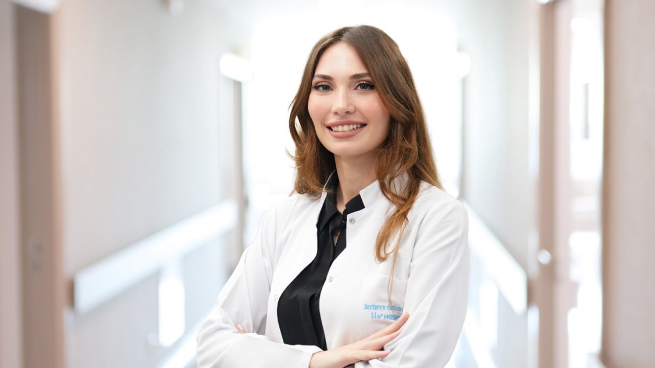 Uzmanı ‘bunu asla yapmayın’ dedi! Saç dökülmesi sorunu yaşayanlar dikkat