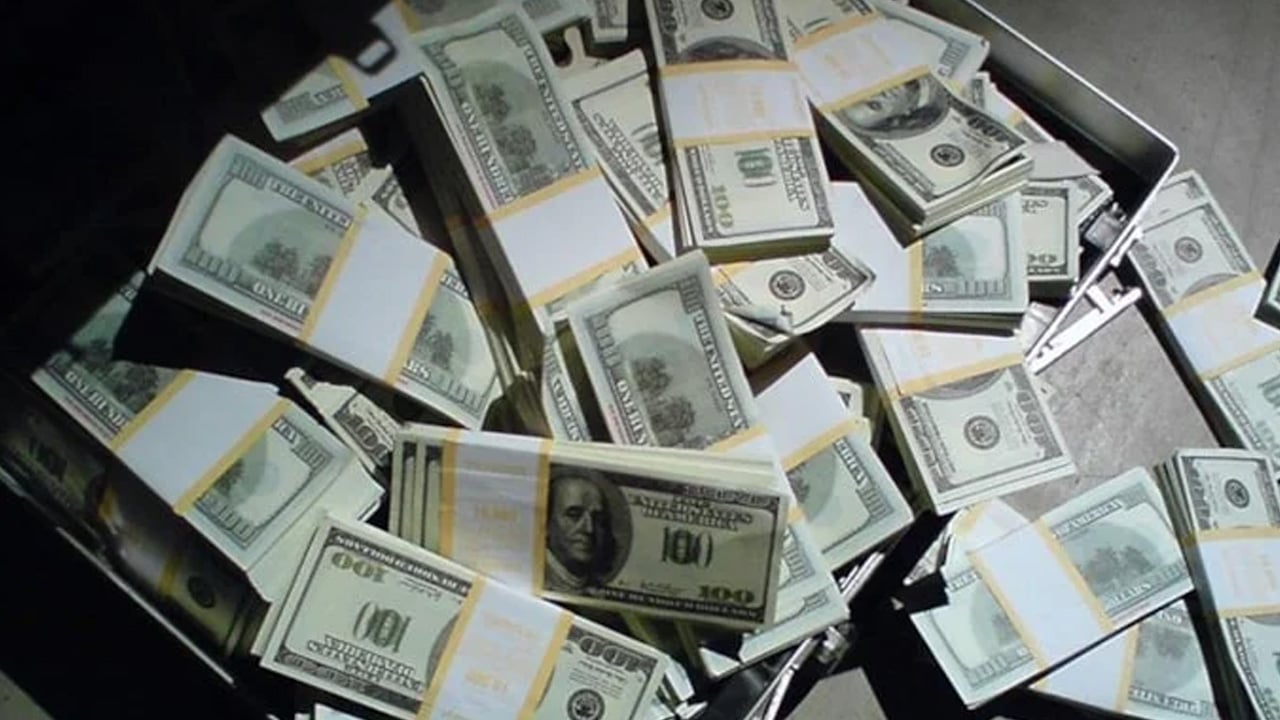 Milyarderlerin servetleri piyasa hareketlerine paralel olarak eridi! Güç dengesi değişiyor