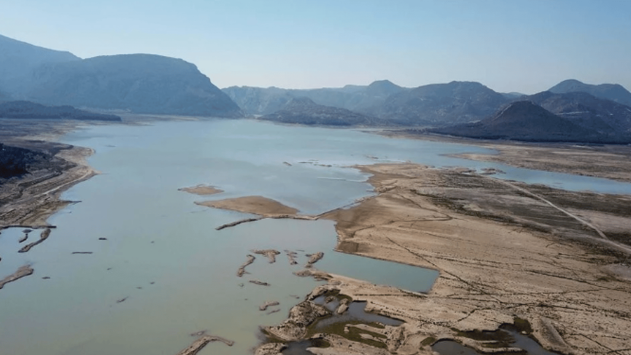 Foto - Uzmanından İzmir için kırmızı alarm! Yer altı su rezervleri de tükendi