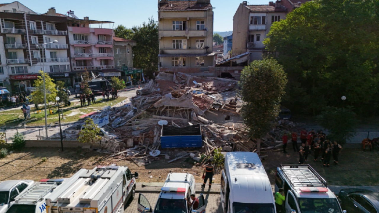 Foto - Uzmanından korkutan uyarı: O ilçede 6.7 büyüklüğünde deprem olabilir!