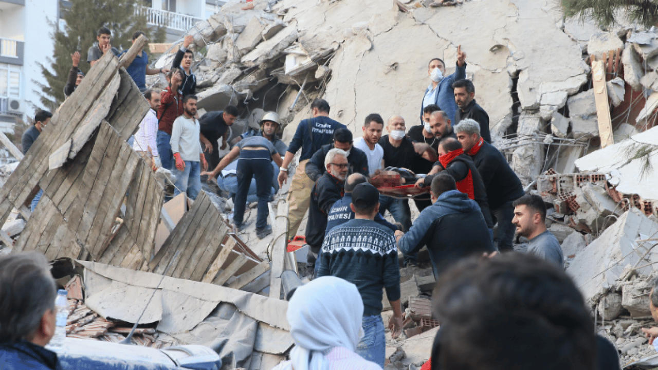 Foto - Uzmanından korkutan uyarı: O ilçede 6.7 büyüklüğünde deprem olabilir!