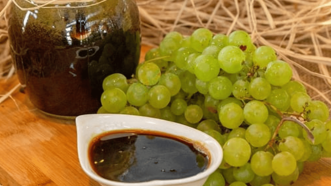 Foto - Uzmanlar açıkladı: Üzüm pekmezinin az bilinen mucizevi etkileri! Kanser gibi birçok hastalığa karşı koruyor
